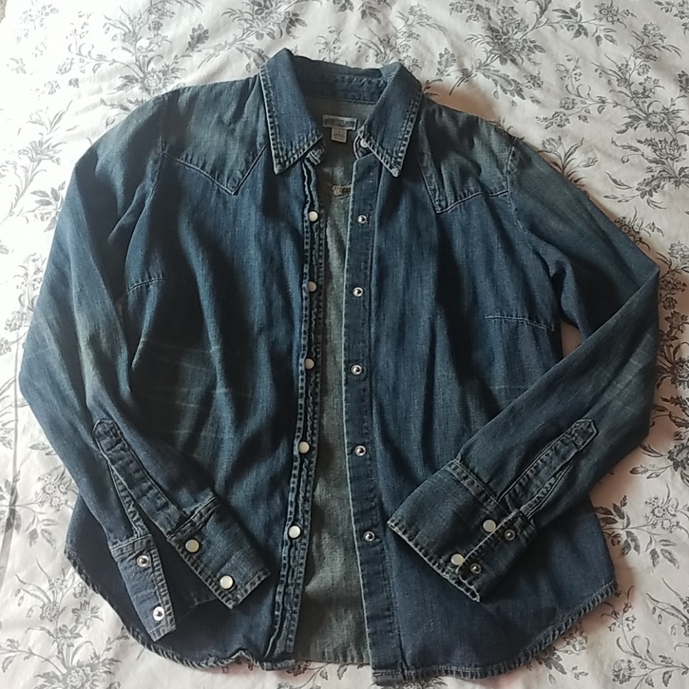 Vintage gap denim button up